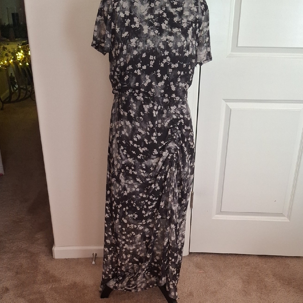 Simply Vera Vera Wang Black and White Wrap Sundress